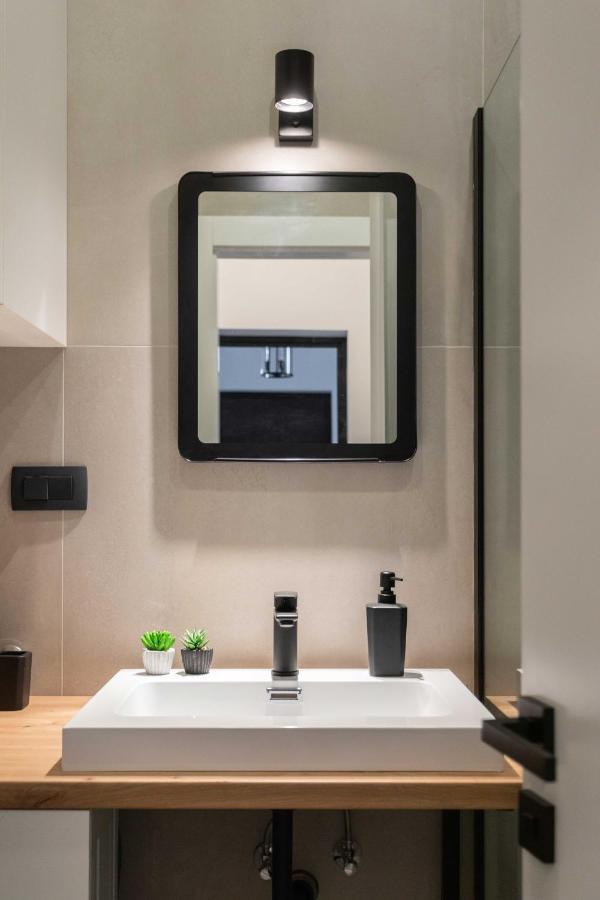 Modern And Design Apartment Near The Main Square 萨格勒布 外观 照片
