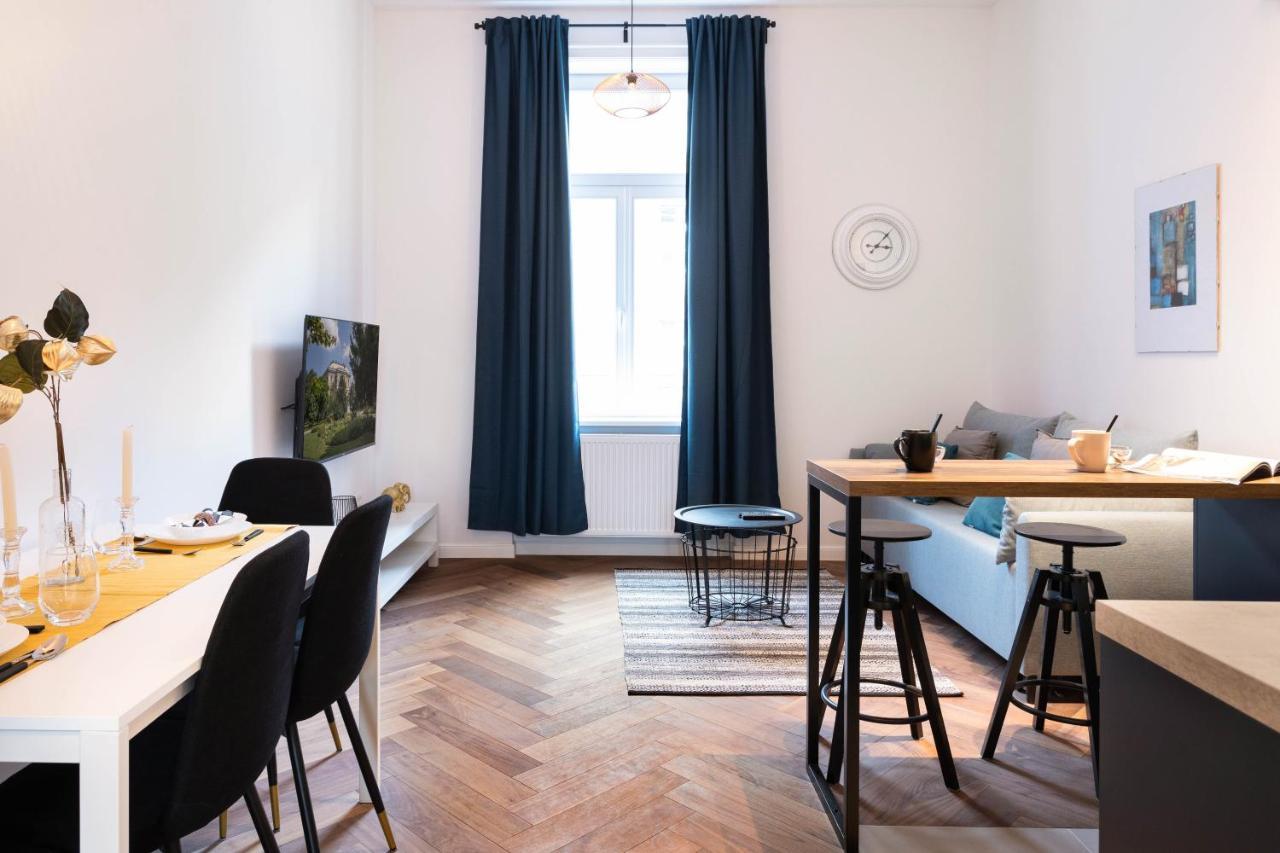 Modern And Design Apartment Near The Main Square 萨格勒布 外观 照片