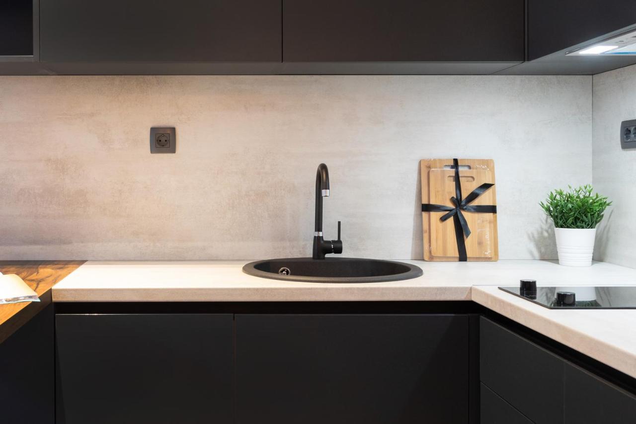 Modern And Design Apartment Near The Main Square 萨格勒布 外观 照片